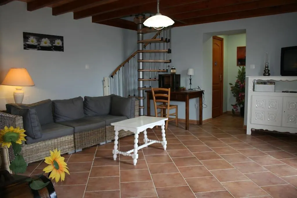 Holiday home Gite La Ferme De Taverne-Piscine Privee Chauffee Saint-Martin-la-Sauvete France